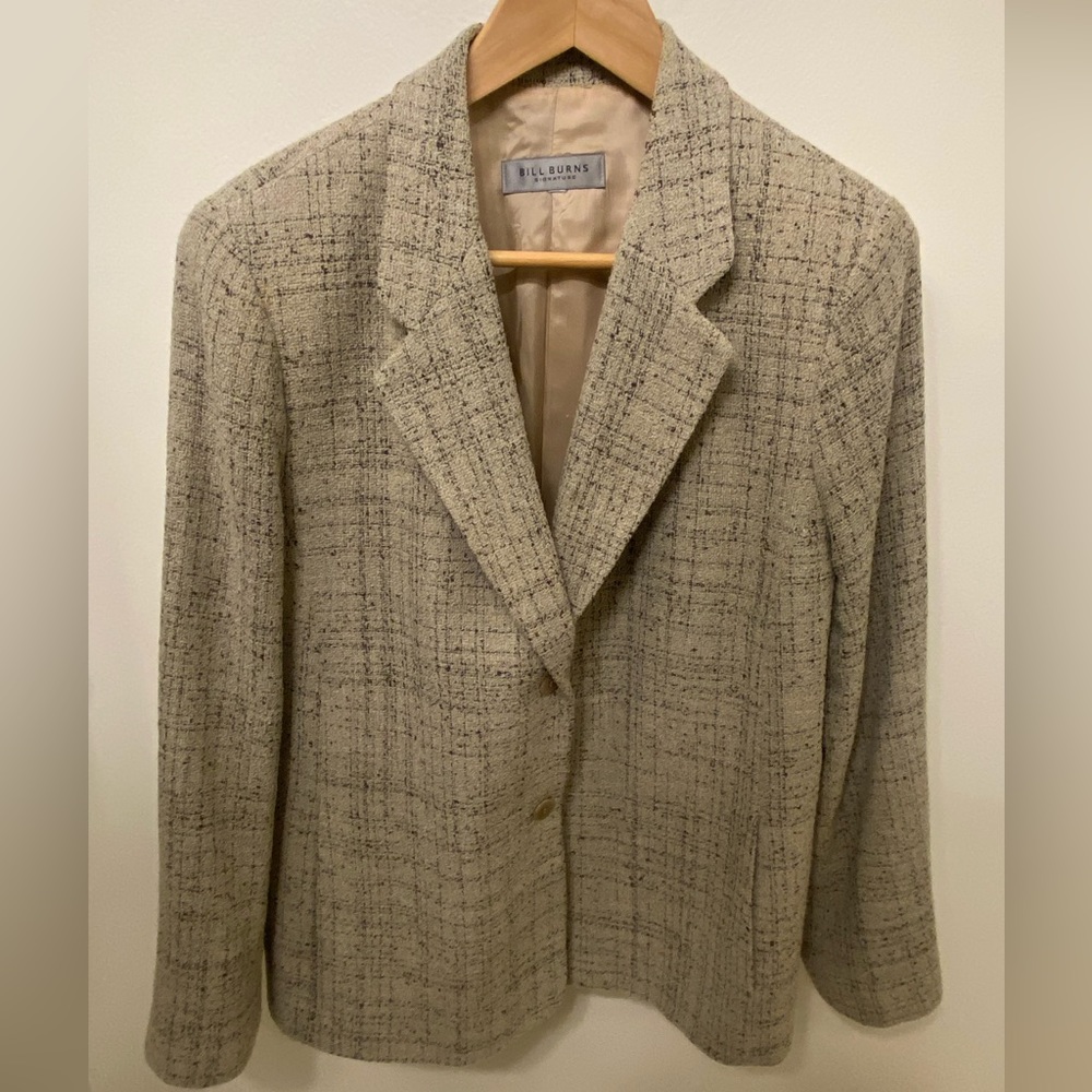 Bill Burns Signature Blazer | Neutral | Size not listed | Fits like a 6-8